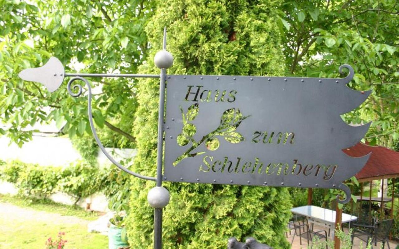 Pension Haus zum Schlehenberg Bayreuth Exterior foto